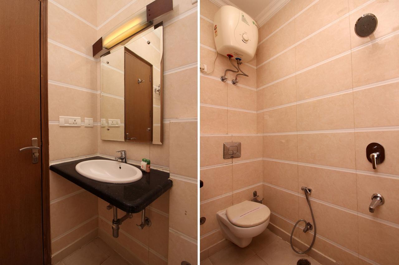 Hotel Arina Inn New Delhi Bagian luar foto